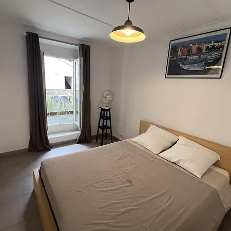 Apartment For 3 With Balcony - Near Beach Apartment